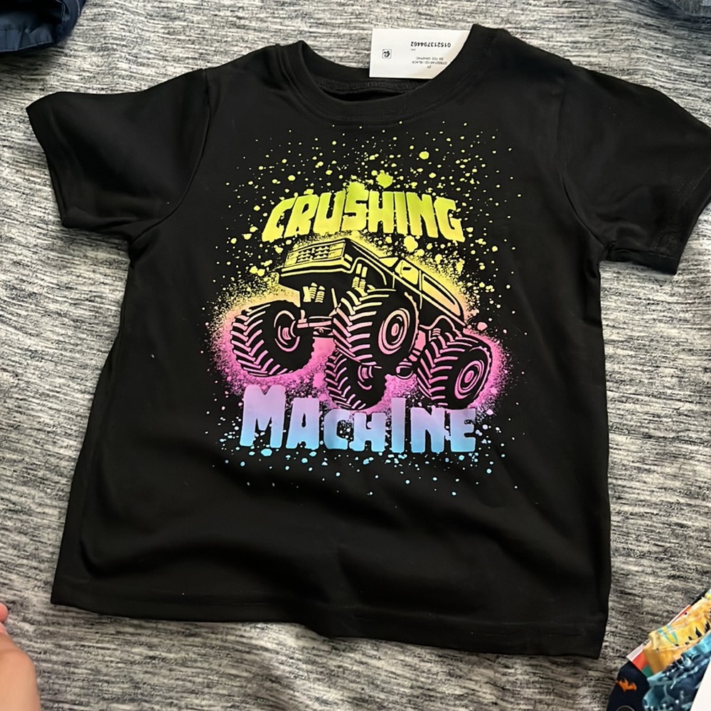 Garanimals 2T clothes bundle - Picture 4 of 10
